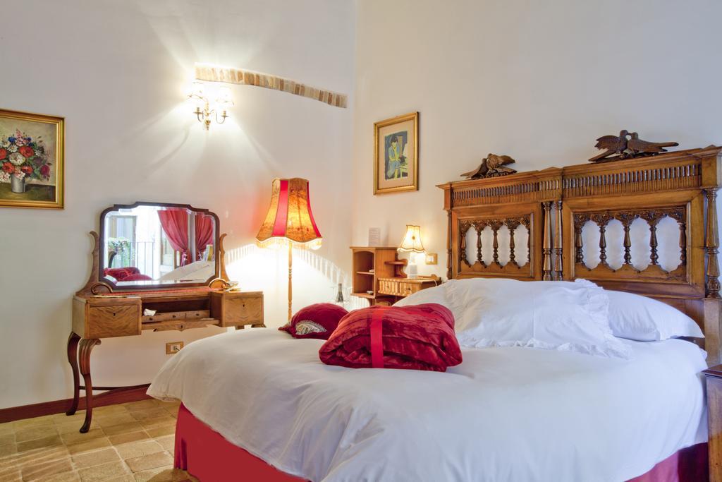 B&B Il Marchese Del Grillo Sulmona Quarto foto